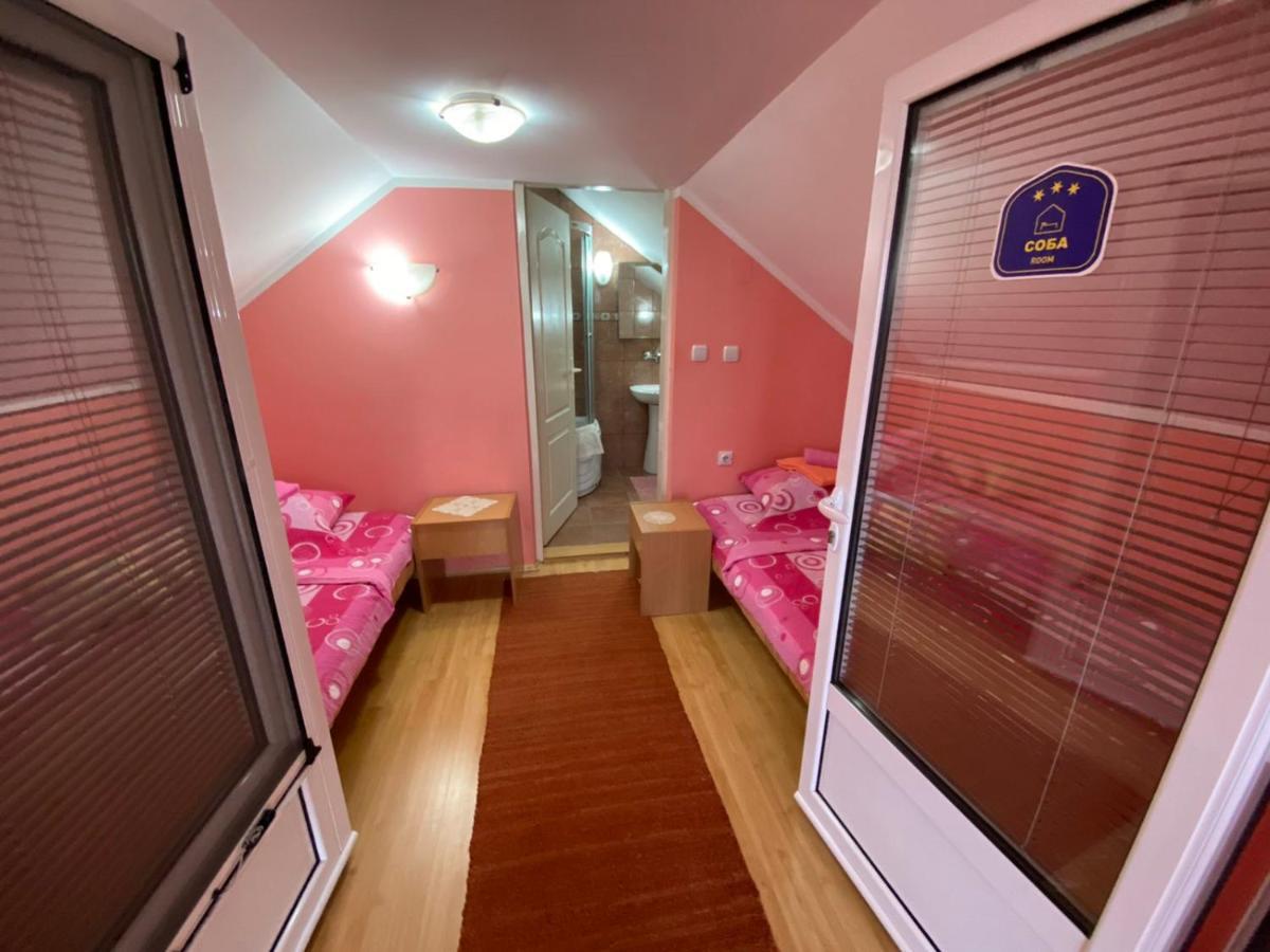 Sud ,,Antal I Olga,, Bed & Breakfast Skorenovac Room photo